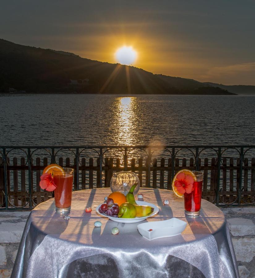 Villa Nelli Kassiopi Exterior foto